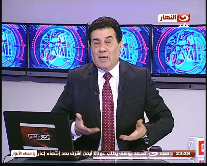 مسخرة مدحت شلبي بيطبل لاي حد ـ بيطبل لالمانيا وميركل وابو بلاش