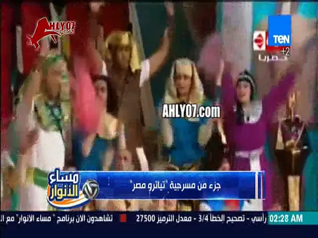 لأول مرة مدحت شلبي فاصل من الضحك يرى تقليده بنفسه وردود فعله على الهواء كوميديا