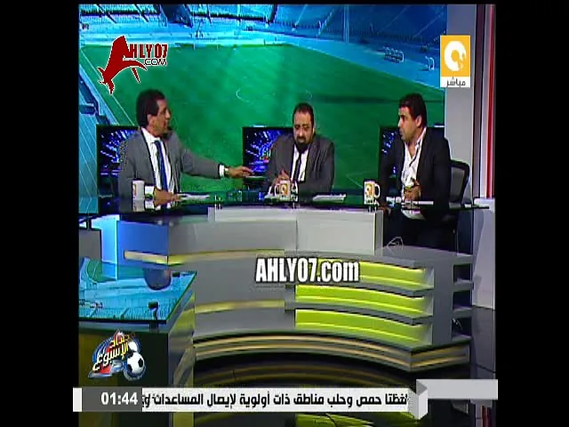 شاهد فاروق جعفر يحرج خالد الغندور على الهواء ويعطيه درس مجاني في الفهم والفكر