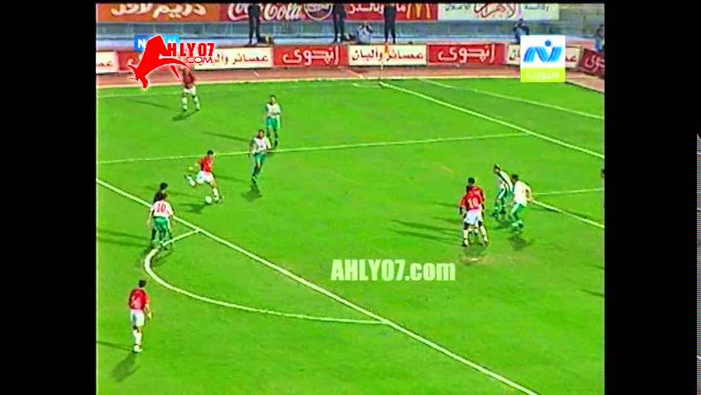 هدف منتخب مصر الأول في الجزائر مقابل 0 محمد بركات 11 مارس 2001