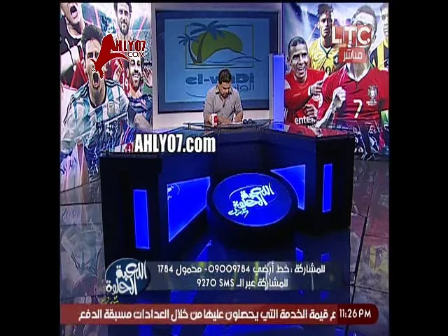 شاهد متصل يقصف جبهة خالد الغندور اوعه تصدق المنافقين وانك احسن اعلامي ورد فعل خالد الغندور على الهواء