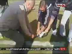 شاهد فريق شربين يذبح أرنب على خط المرمى في دوري الدرجة الثانية قبل المباراة